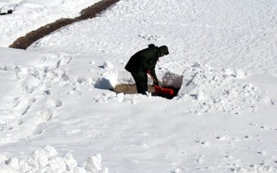 Avoid Snow Shoveling Injury